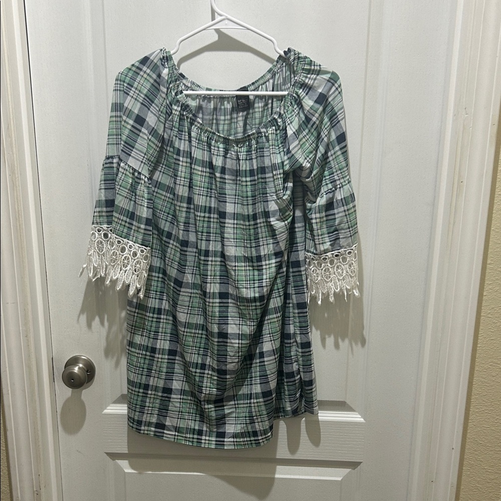 WinWin Green Plaid Lace Tunic